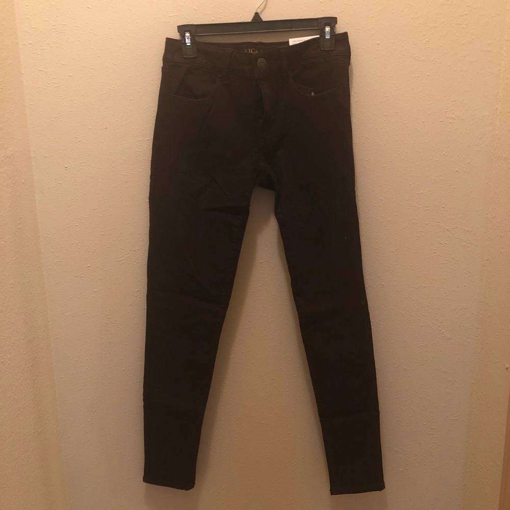 AE Never Worn Maroon Jeans